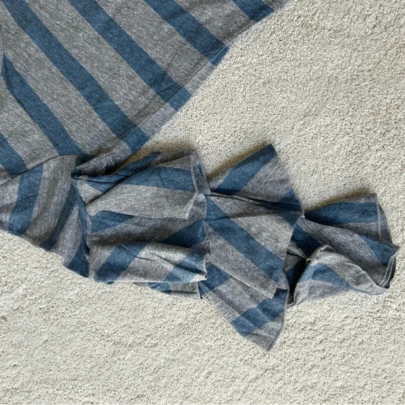 NWT chaser jumpsuit blue and gray stripe ruffle bell sleeve size S - Picture 3 of 4